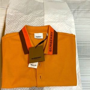Polo Burberry still with tag on